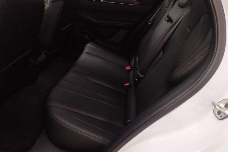 Used HEDMOS 06 2025 Model 520km