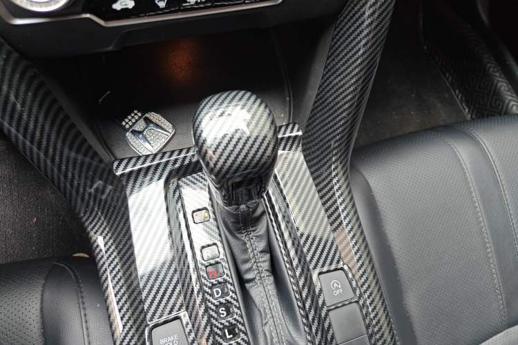 Used Honda Civic 2021 HATCHBACK 220TURBO CVT New Trendsetter Gear Lever