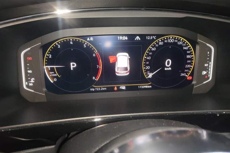 Used Volkswagen Tiguan L 2021 380TSI Automatic All-Wheel Drive R-Line Comfort Plus 7-Seater Instrument Cluster