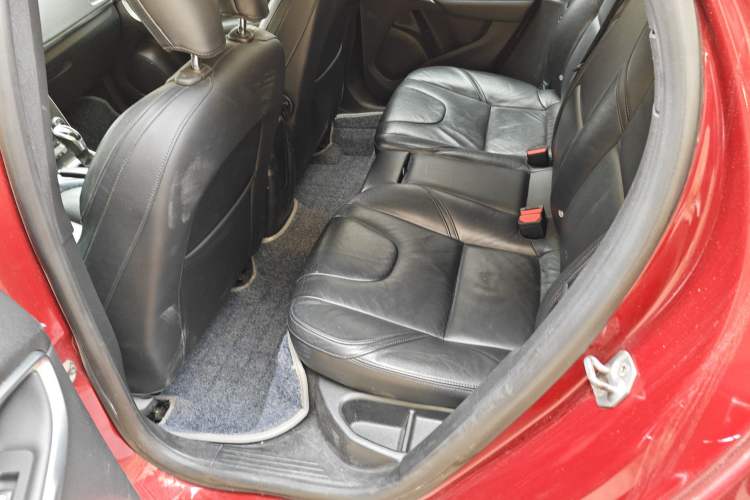 Used Volvo V40 2013 2.0T Zhiya Edition