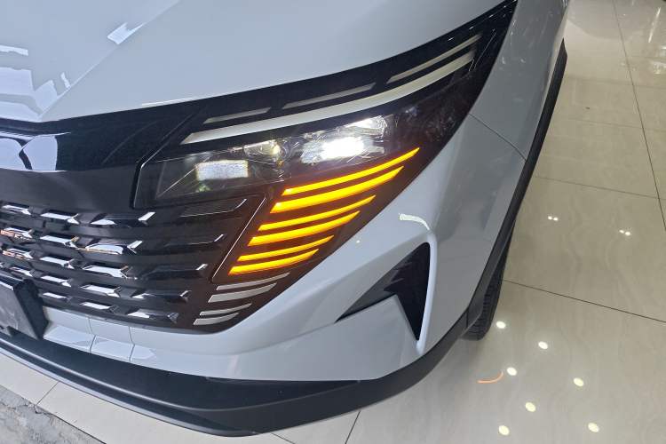 Used Nissan Qashqai 2025 Honor 2.0L CVT XV+ Leading Edition
