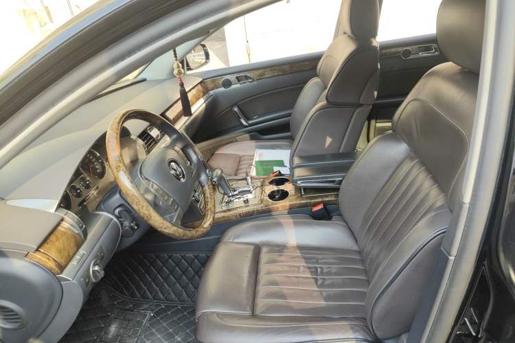 Used Volkswagen Phaeton 2011 3.6L V6 4-Seater Extended-Length Individual Edition