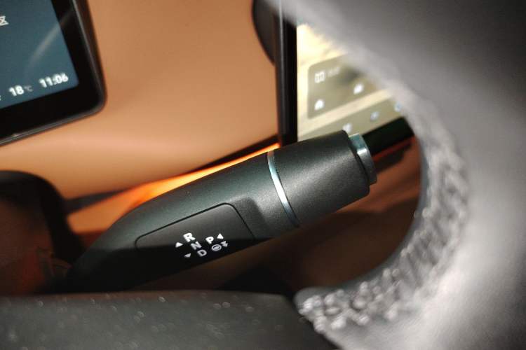 Used Leapmotor C10 2024 530 Smart Edition Gear Lever