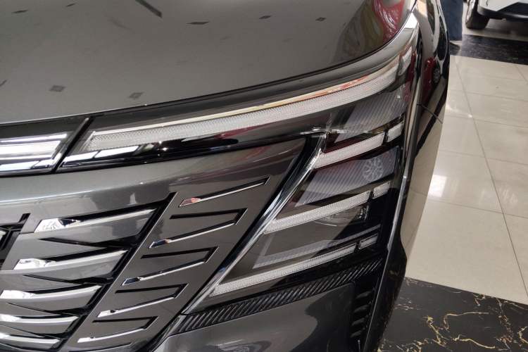 Used Changan CS75 PLUS 2025 4th Generation 1.5T New Blue Whale Smart Whale Enjoyment Edition