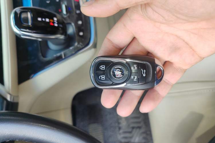 Used Buick GL8 2023 ES Lu Zun Flagship Model
