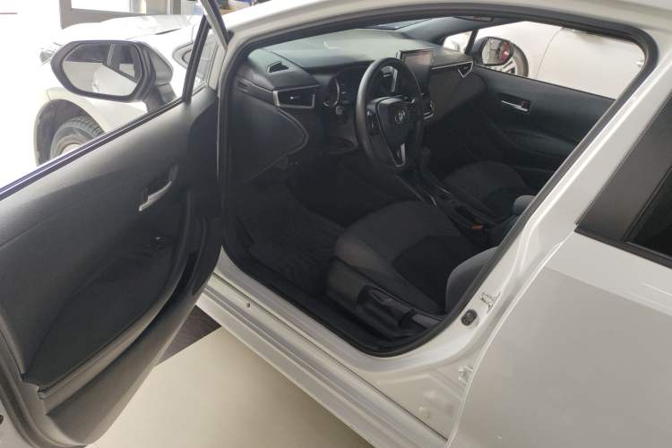 Used Toyota Levin 2021 185T CVT Luxury Edition Driver Seat