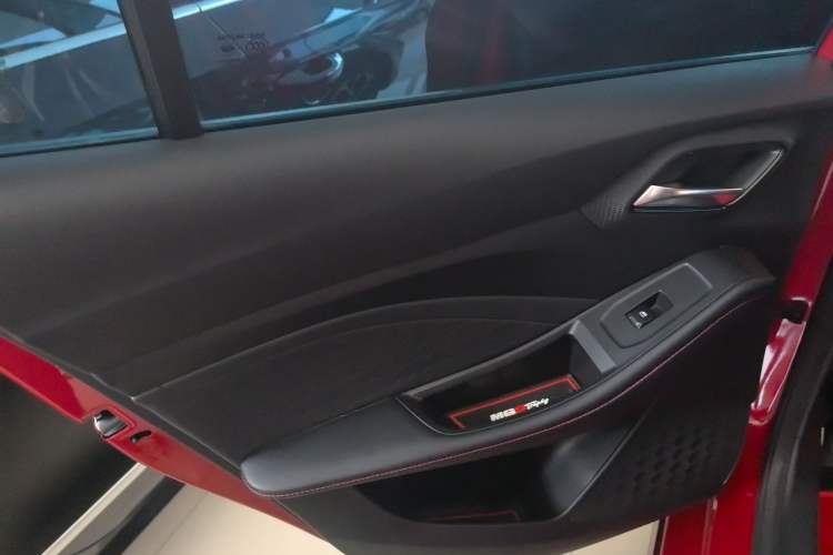 Used MG 5 2022 180 DVVT CVT Youth Luxury Edition