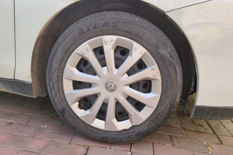 Used Venucia D60 2021 1.6L Entry Manual Comfort Edition
