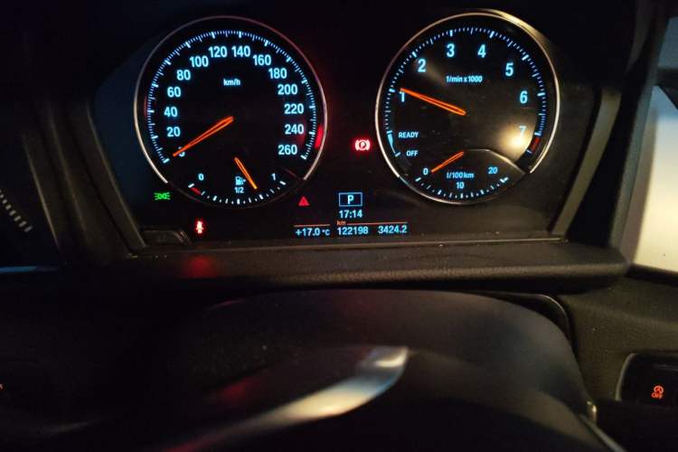 Used BMW 2 Series Gran Tourer 2018 220i Leading Model Odometer Close Up