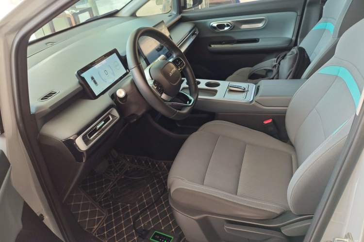 Used AION Y 2023 Plus 510 Enjoy Edition
