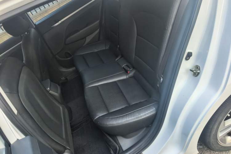 Used Hyundai Elantra (6th Generation / Lingdong) 2016 1.6L Automatic ZhiXuan – Elite Version Left Rear Seat