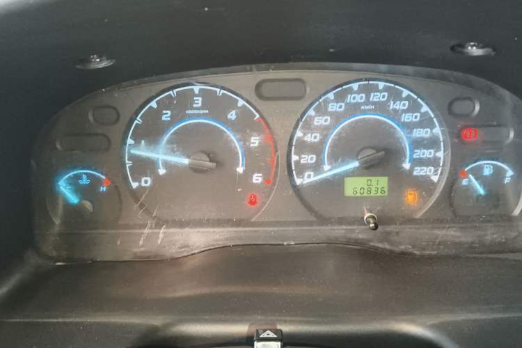 Used JMC Transit 2019 2.8T Commercial Version Short Wheelbase Mid-Roof 6-Seater China VI JX493
