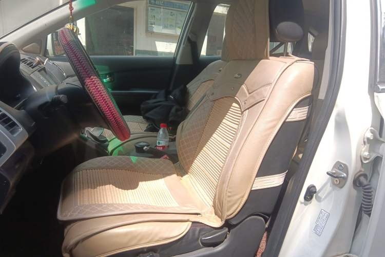 Used BYD S6 2013 Jingyue Edition 2.0L Manual Luxury Model 5 Seats