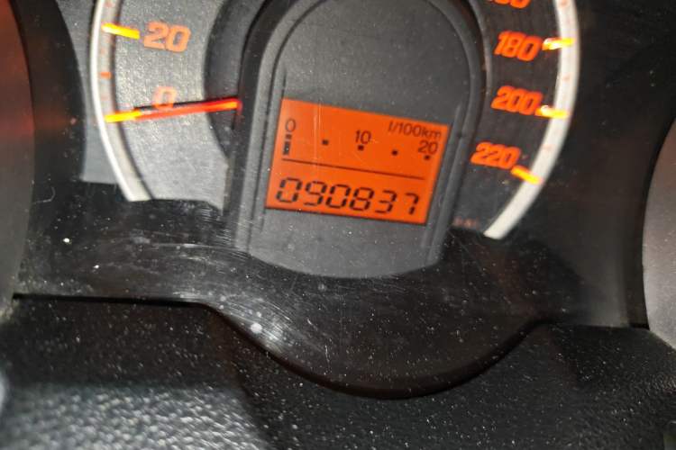 Used Honda Fit 2011 1.5L Automatic Luxury Edition Odometer Close Up