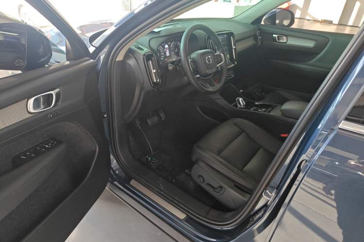 Used Volvo XC40 2020 T4 Four-Wheel Drive Smart Luxury Edition