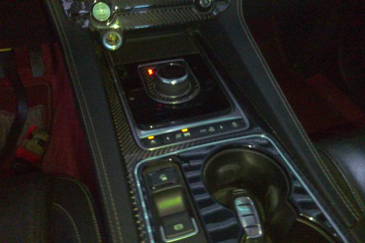 Used Jaguar F-PACE 2016 3.0 SC Four-Wheel Drive R-Sport Sport Edition
