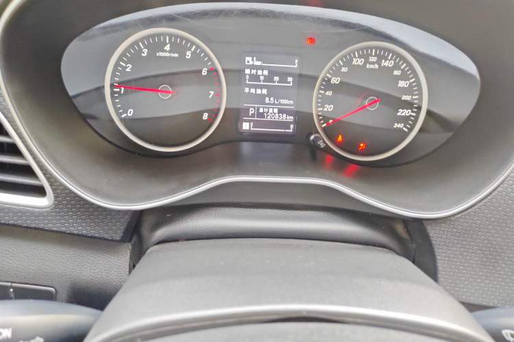 Used Baojun 730 2019 1.5T CVT Fashion Model 7 Seats China V Emission Standard Instrument Cluster