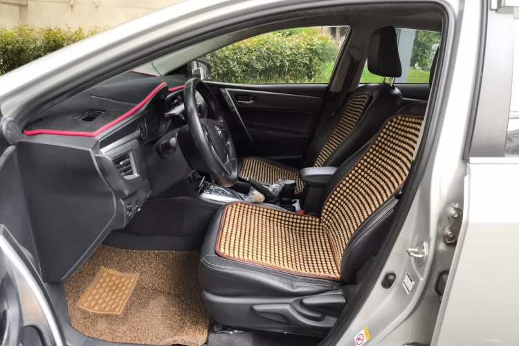 Used Toyota Corolla 2014 1.6L CVT GL-i Leather Edition Left Front Seat