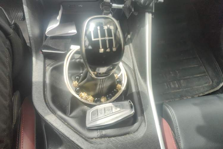 Used Geely Auto Coolray 2021 1.4T Manual Gold Edition Gear Lever