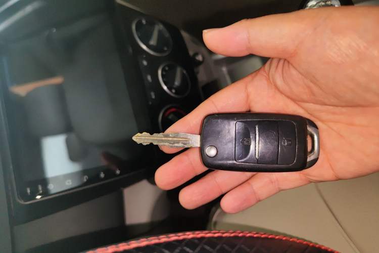 Used CHANGAN Alsvin V3 2015 1.4L Manual Meiruan Model China V Standard
