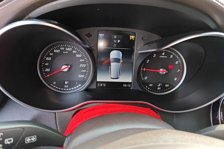 Used Mercedes-Benz GLC 2019 GLC 260 L 4MATIC Dynamic Model
