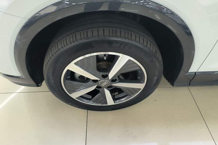 Used Audi Q2L e-tron 2019 Q2L e-tron Pure Electric Smart Style
