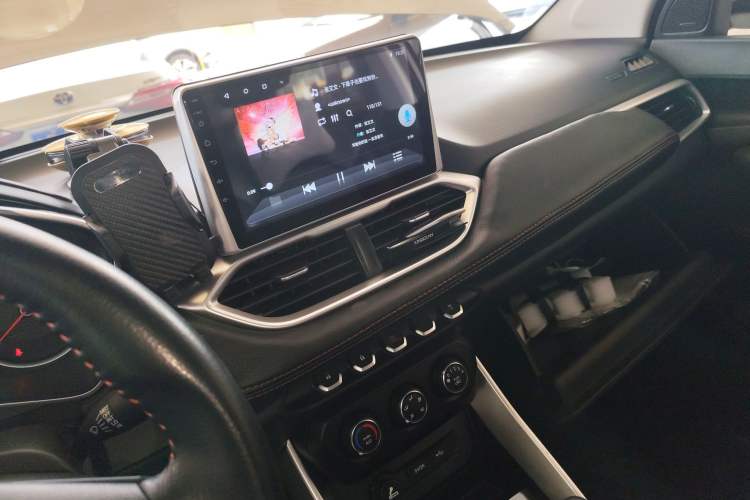 Used Baojun 530 2018 1.5T Manual Comfort Version China V
