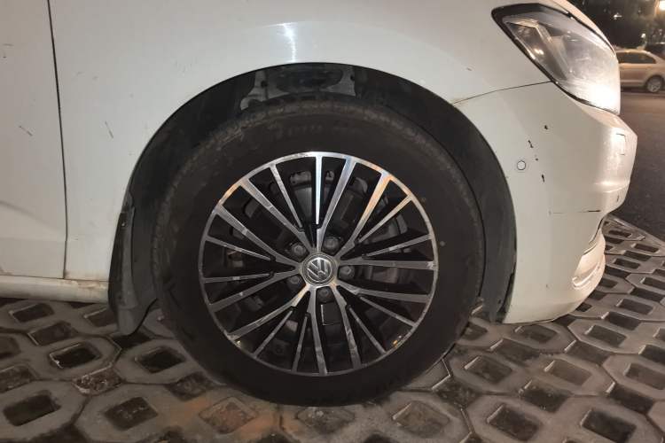 Used Volkswagen Touran 2016 Volkswagen Touran L 330TSI DSG Luxury Edition