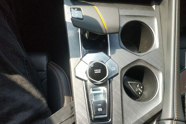 Used CHANGAN UNI-V 2024 1.5T Prestige Edition
