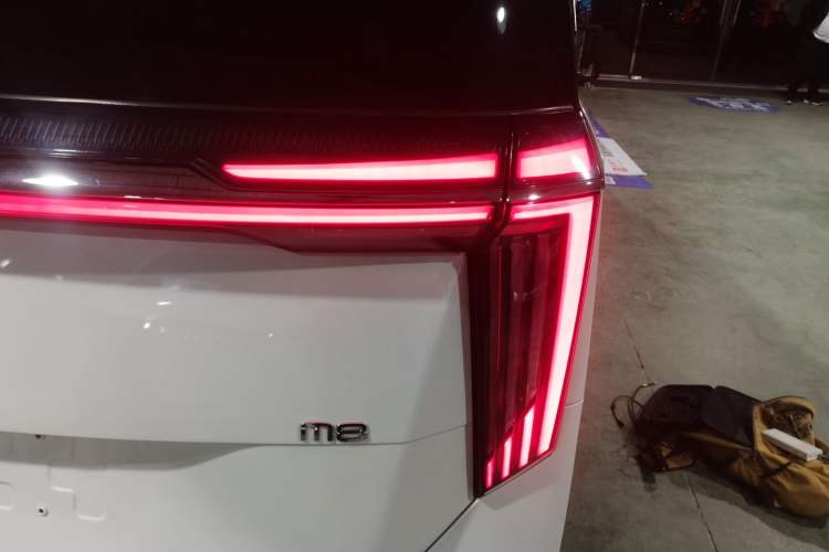 Used GAC Trumpchi M8 2023 Zongshi Series 400T Flagship Edition Exterior 3