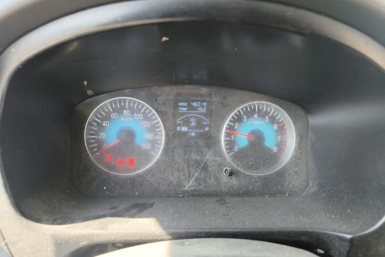 Used Jinbei Gold Hiace M Classic 2023 1.5L Travel Lion Passenger Vehicle 5/6/7 Seats