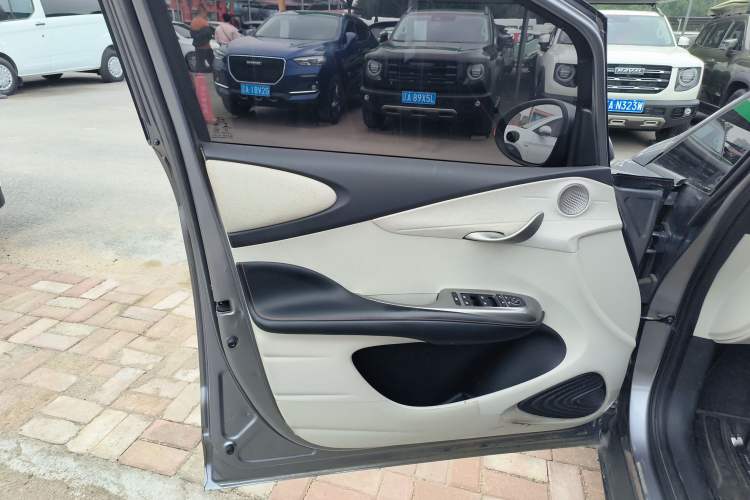 Used BYD Dolphin 2021 405 km Free Version
