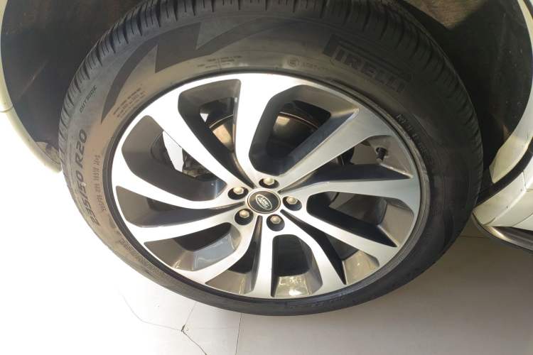 Used Land Rover Discovery Sport 2021 249 PS R-Dynamic S Performance Edition