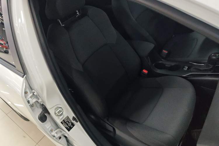 Used Toyota Levin 2021 185T CVT Luxury Edition
