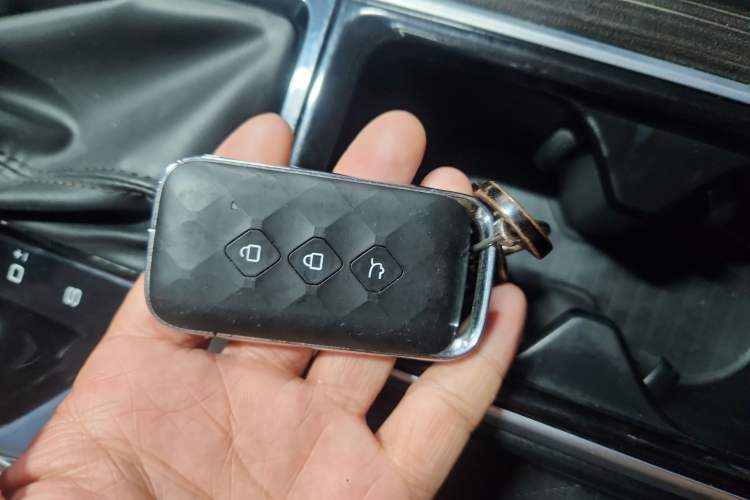 Used Wuling Jiachen 2022 1.5T CVT Smart Luxury Version
