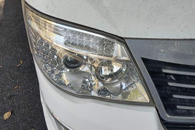 Used King Long Golden Way 2016 2.0L Value-Plus Edition 4G20