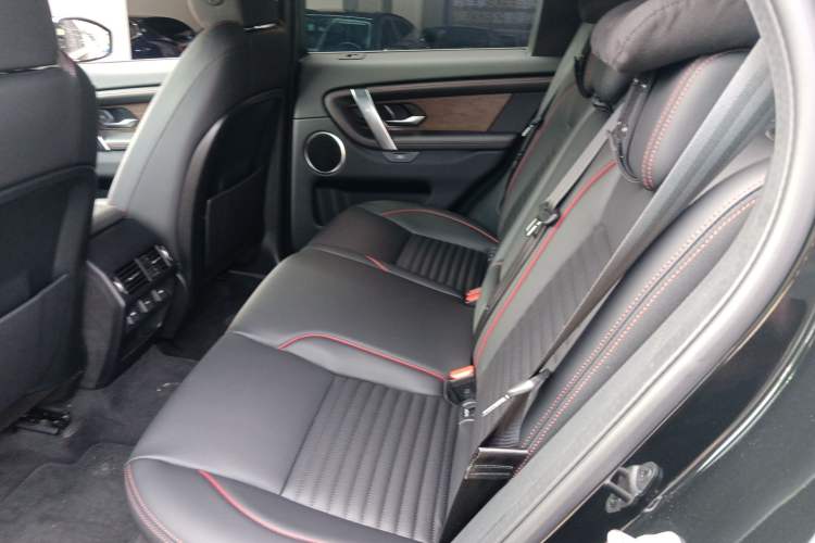 Used Land Rover Discovery Sport New Energy 2022 Facelifted P300e Plug-in Hybrid Electric Version