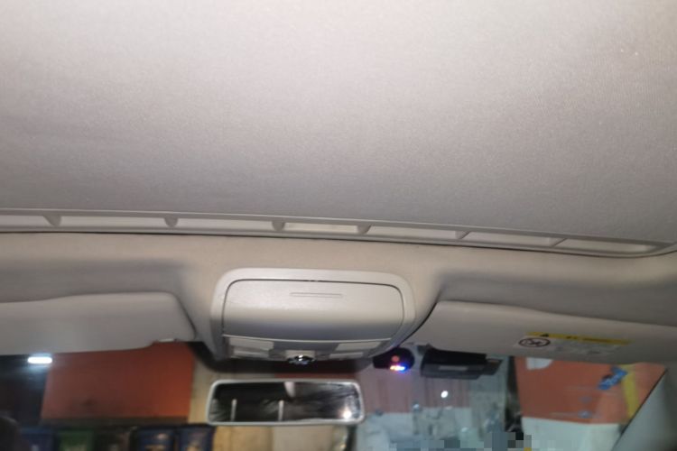 Used Volkswagen Sagitar 2017 230TSI Automatic Comfort Version Headliner