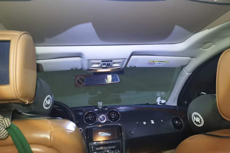 Used Jaguar XJ 2014 XJL 3.0 SC Four-Wheel Drive Panoramic Business Edition
