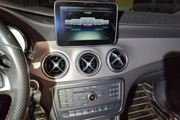 Used Mercedes-Benz CLA 2015 CLA 220 4MATIC
