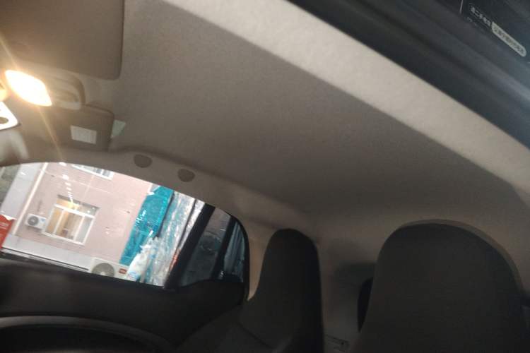 Used smart fortwo 2015 1.0L 52 kW hardtop Dynamic version