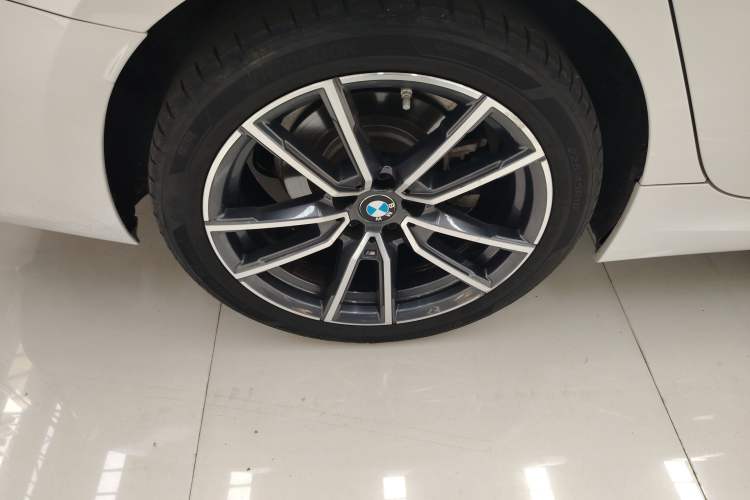 Used BMW 3 Series 2023 325Li M Sport Package