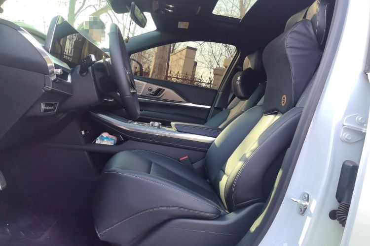 Used Cadillac XT5 2025 2.0T Prestige Version