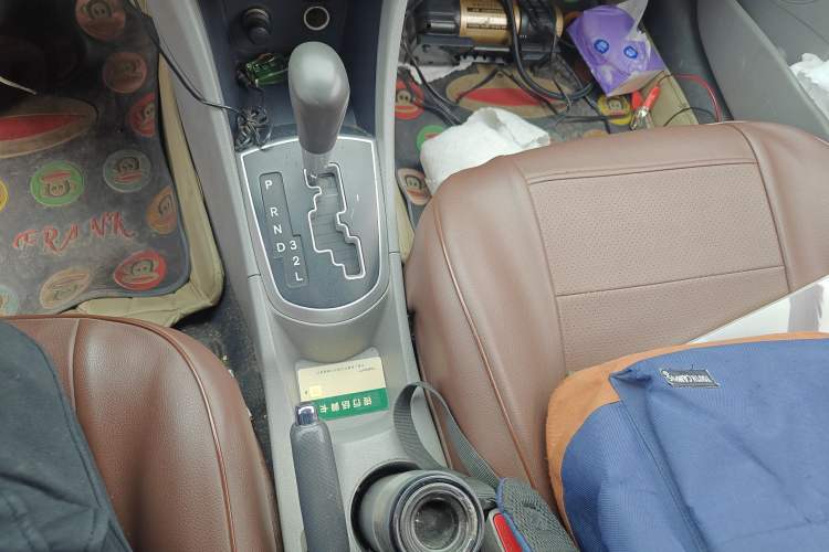 Used Hyundai Verna (older generation) 2010 Sedan 1.4L Automatic Comfort Model GS
