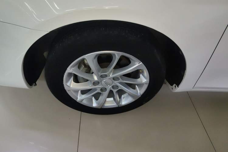 Used Geely Auto Emgrand 2021 UP 1.5L CVT Luxury Model Left Front Wheel Hub