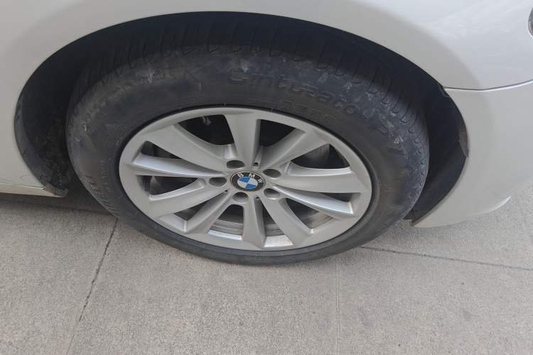 Used BMW 5 Series 2014 520Li Elegant Model