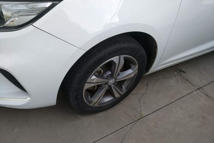 Used Geely Auto Emgrand GL 2018 1.8L DCT Elite Smart Connectivity Version Left Front Wheel Hub