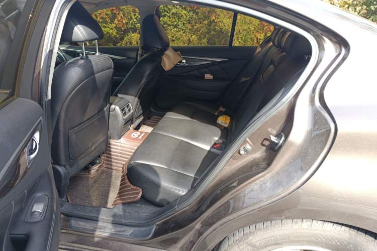 Used Infiniti Q50L 2018 2.0T Comfort Edition China V Standard
