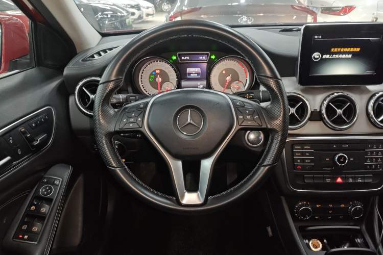 Used Mercedes-Benz GLA 2016 GLA 200 Fashion Model