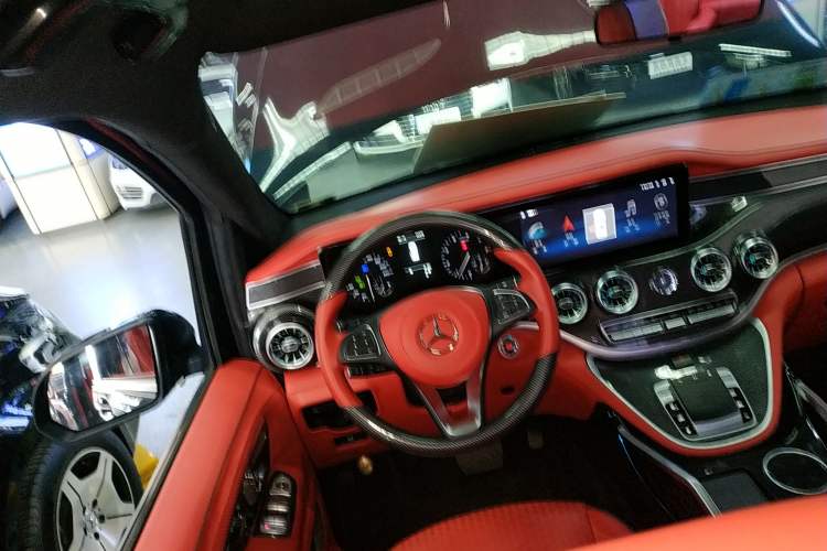 Used Mercedes-Benz Vito 2021 2.0T Business Version 7 Seats
